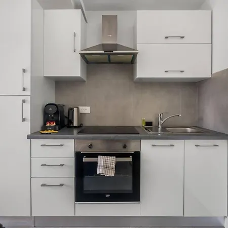 Duplex Proche De Paris, Calme Et Moderne Apartment